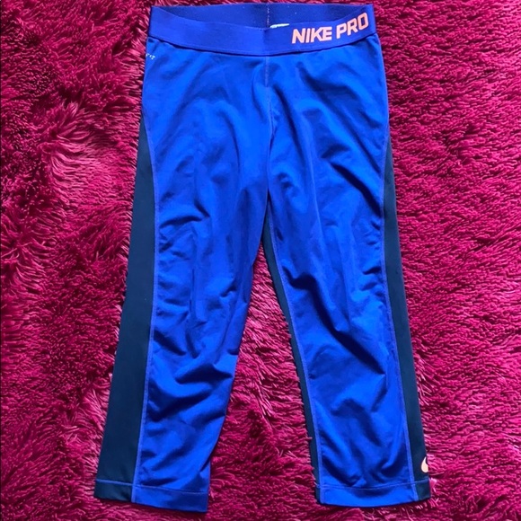 Nike Pro blue & black cropped compression leggings - Picture 1 of 12